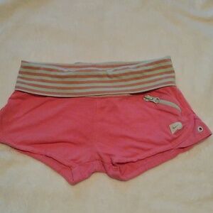 😎 Girls Nike Shorts Size Small